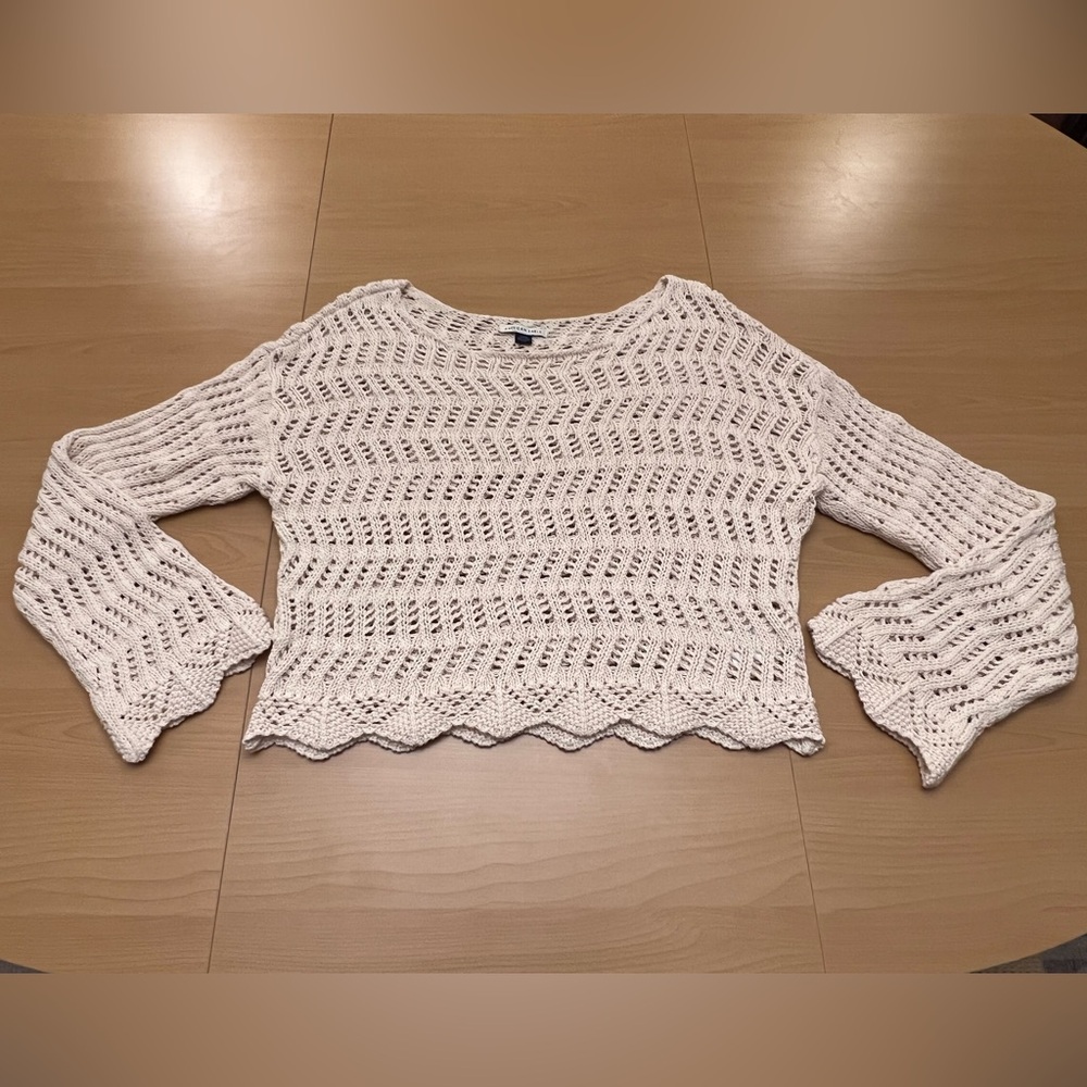 American Eagle Boat Neck Bell Sleeve Crochet Cream Sweater Size Small Worn Once